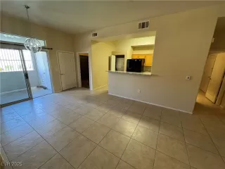 Photo #3: 2699197 Listing 