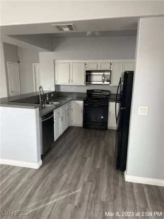 Photo #5: 2699209 Listing 