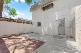 Photo #4: 2699212 Listing