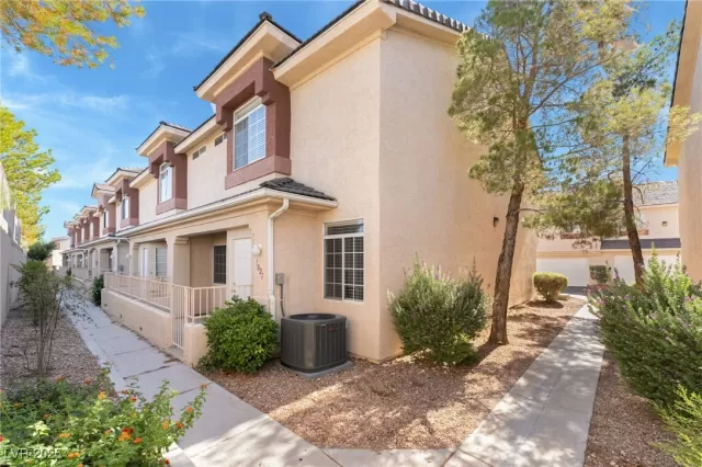 MLS: 2699225 Condo For Sale