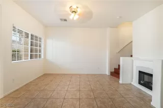 Photo #5: 2699225 Listing 