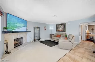 Photo #3: 2699253 Listing