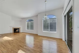 Photo #4: 2699266 Listing 