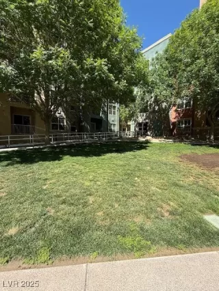 Photo #1: 2699298 Listing 