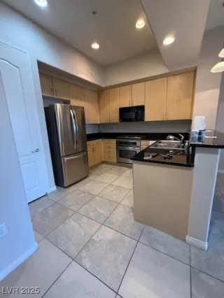 Photo #2: 2699298 Listing 