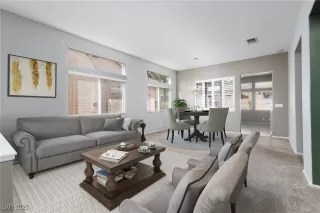 Photo #5: 2699302 Listing 