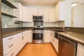 Photo #5: 2699303 Listing 