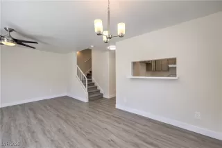 Photo #2: 2699317 Listing 