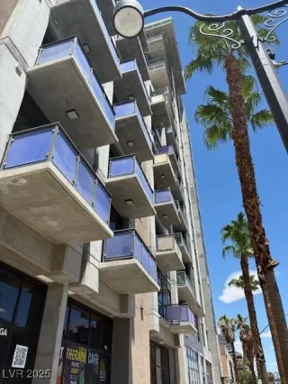 Photo #3: 2699414 Listing