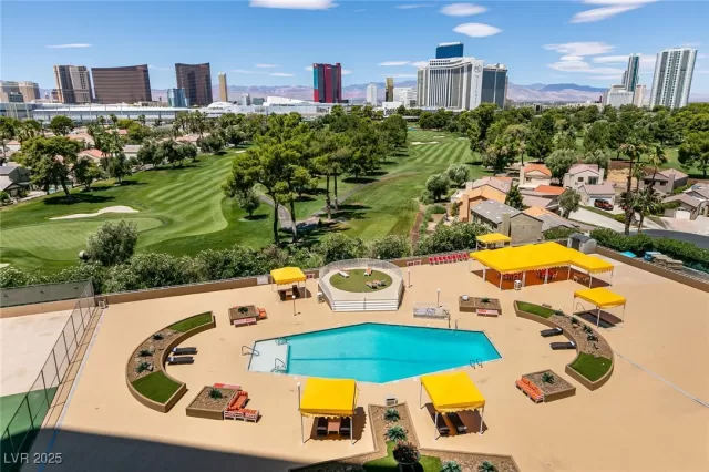 MLS: 2699419 Condo For Sale