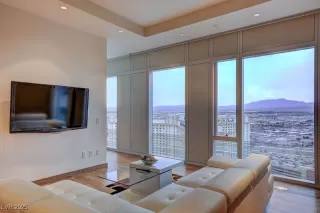 Photo #3: 2699430 Listing