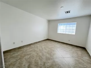 Photo #6: 2699461 Listing 