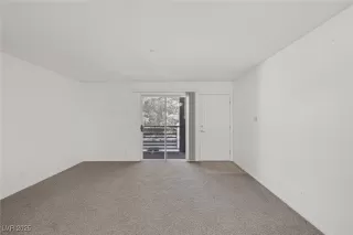 Photo #4: 2699476 Listing 