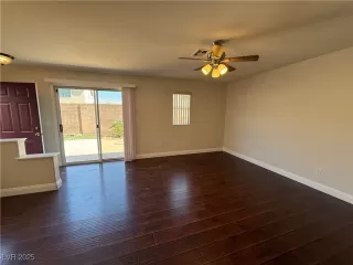 Photo #3: 2699478 Listing 