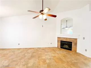 Photo #5: 2699498 Listing 