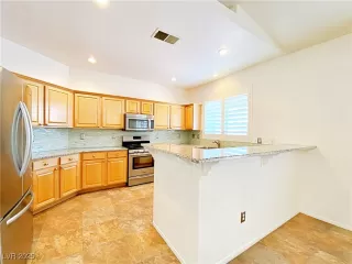 Photo #6: 2699498 Listing 