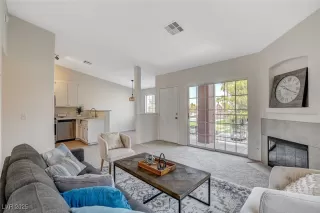 Photo #4: 2699503 Listing 