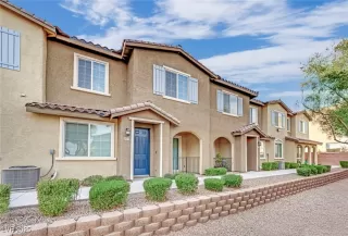 Photo #2: 2699540 Listing