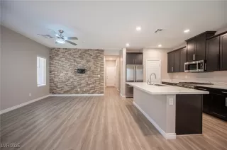 Photo #5: 2699569 Listing 