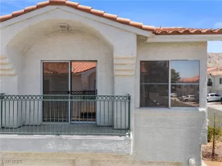 Photo #6: 2699608 Listing