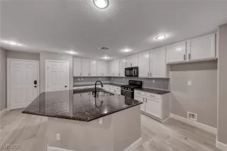 Photo #3: 2699640 Listing 