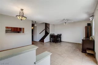 Photo #5: 2699655 Listing