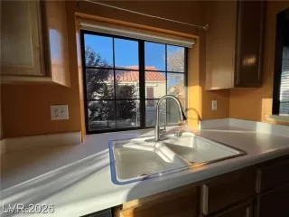 Photo #4: 2699664 Listing