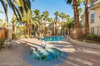 Photo #1: 2699669 Listing 