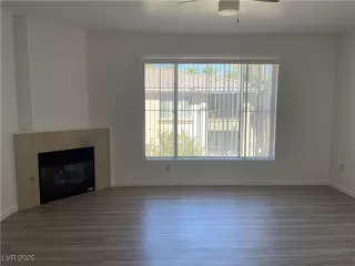 Photo #3: 2699669 Listing 