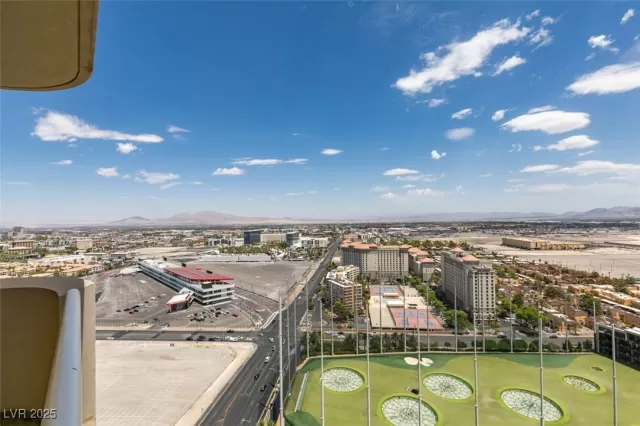 MLS: 2699673 Condo For Sale