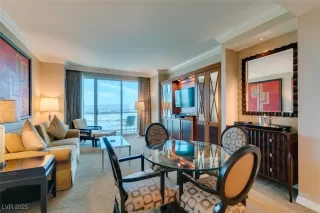 Photo #3: 2699673 Listing 