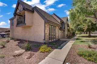 Photo #1: 2699680 Listing 