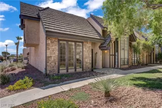 Photo #2: 2699680 Listing 