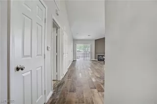 Photo #4: 2699683 Listing