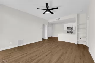 Photo #2: 2699741 Listing 