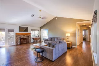 Photo #1: 2699748 Listing