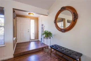 Photo #2: 2699748 Listing