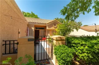 Photo #2: 2699802 Listing 