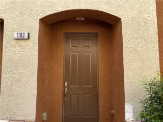 Photo #1: 2699810 Listing