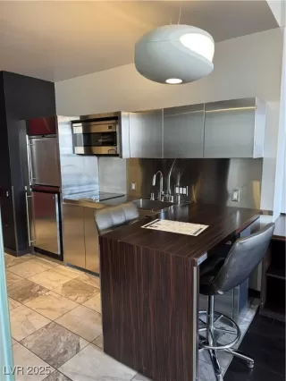 Photo #1: 2699826 Listing 