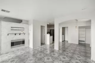 Photo #5: 2699844 Listing 