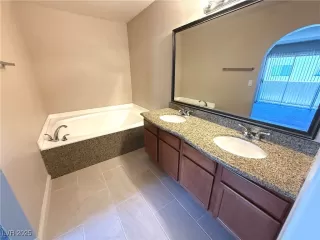 Photo #6: 2699918 Listing 