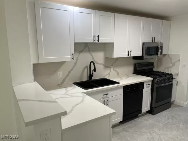 MLS: 2699923 Condo For Sale