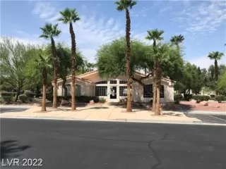 Photo #2: 2699923 Listing 