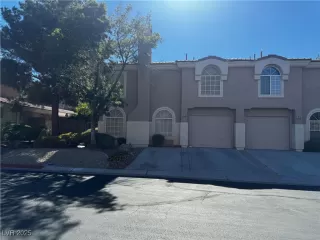 Photo #1: 2699934 Listing 