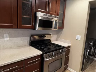 Photo #5: 2699934 Listing 