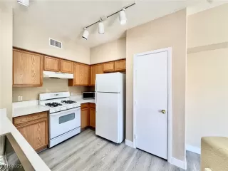 Photo #4: 2699980 Listing 