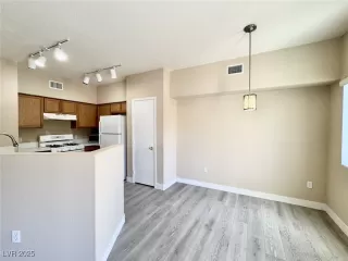Photo #6: 2699980 Listing 