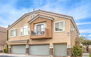 Photo #2: 2699992 Listing