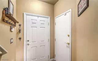 Photo #3: 2699992 Listing